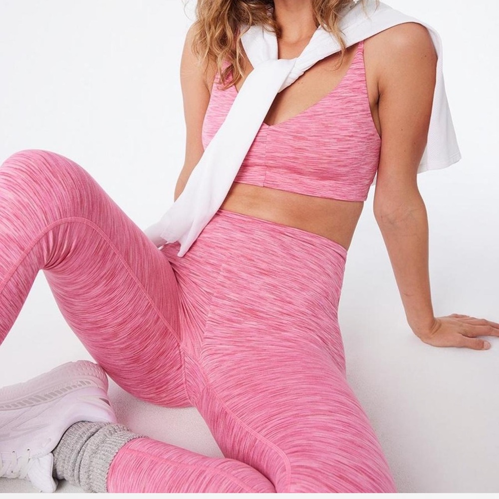 Pink outdoor voices workout set 💗